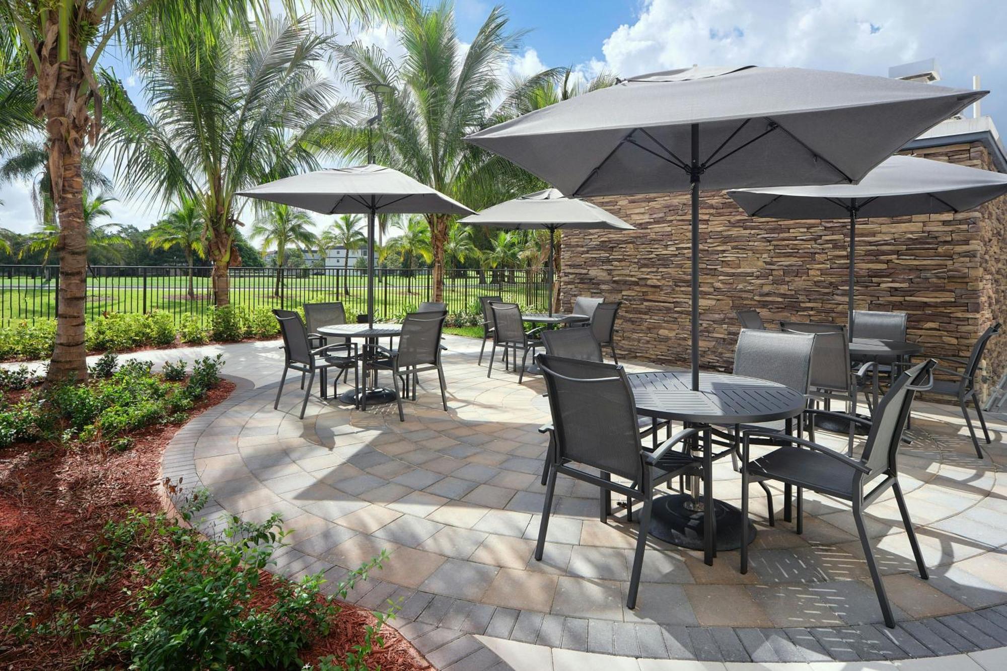 Fairfield Inn & Suites By Marriott Fort Lauderdale Northwest Тамарак Екстер'єр фото